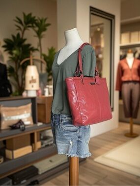Authentic Coach Rose Patent Leather Monogram Tote Bag! EUC!